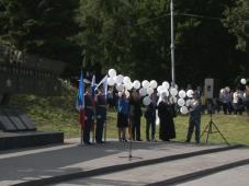 2 сентября 2017 г. Великий Новгород. Акция единства и памяти, посвященная Дню солидарности в борьбе с терроризмом. Фото Анастасии Антиповой