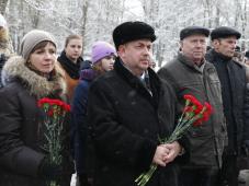 15 февраля 2016 г. Великий Новгород. Торжественный митинг у мемориала Афганистан болит в моей душе. Фото Игоря Белова