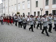 10 июня 2017 г. Великий Новгород празднует свое 1158-летие. День города. Церемония возложения &quot;Букета тысячи цветов&quot; к памятнику &quot;Тысячелетие России&quot;. Фото Игоря Белова