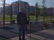 11 сентября 2021г. Великий Новгород, сквер Каберова (между ул. Каберова-Власьевской и Белорусской ул. в Псковском районе). Торжественное открытие новой спортивной площадки для занятия воркаутом. Фото управления по работе со СМИ