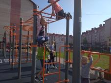 11 сентября 2021г. Великий Новгород, сквер Каберова (между ул. Каберова-Власьевской и Белорусской ул. в Псковском районе). Торжественное открытие новой спортивной площадки для занятия воркаутом. Фото управления по работе со СМИ