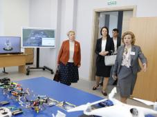 18 июля 2017 г. Великий Новгород, Большая Московская ул., д.126 корп. 3. МАОУ «Средняя общеобразовательная школа № 36 им. Гавриила Романовича Державина». Фото Игоря Белова, из архива отдела – пресс-центра администрации Великого Новгорода