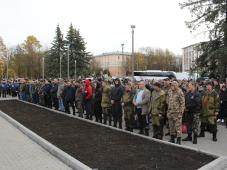11 октября 2022г. Великий Новгород, сквер ДКМ &quot;ГОРОД&quot;. Фотография управления по работе со СМИ