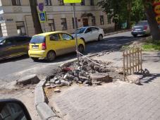 18 июня 2021 г. Великий Новгород, Большая Московская ул. Земляные работы. Фото управления по работе со СМИ