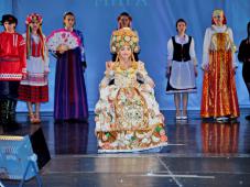 4 февраля 2018 г. Великий Новгород. Фестиваль &quot;Золотая пуговица&quot;. Номинация «Костюмы народов мира». 1 место - Осина Ангелина «Мария Антуанетта», автор Некрасова Надежда