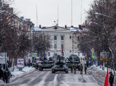 20 января 2019 г. Великий Новгород. пл. Победы-Софийская. 75-я годовщина освобождения Новгорода от немецко-фашистских захватчиков. Парад военнослужащих, современной и исторической военной техники. Фото Анны Костецкой