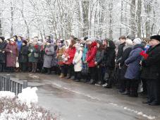 15 февраля 2016 г. Великий Новгород. Торжественный митинг у мемориала Афганистан болит в моей душе. Фото Игоря Белова