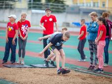 23 июня 2017 г. Великий Новгород. Спортивный праздник, посвященный  XXVIII Всероссийскому олимпийскому дню для ребят, занимающихся в летних спортивных лагерях. Фото Алексея Мальчука предоставлено управлением по физической культуре и спорту