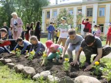 1 июня 2022г. Великий Новгород, школа №20 имени Кирилла и Мефодия. Фотография управления по работе со СМИ