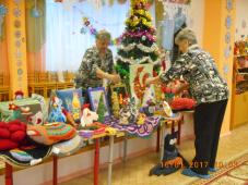 10 февраля 2017 г. Великий Новгород. Мастер-класс по лоскутной мозаике в детском саду. Фото предоставлено отделом -центром по работе с населением по месту жительства &quot;Северный&quot;