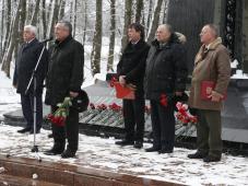 15 февраля 2016 г. Великий Новгород. Торжественный митинг у мемориала Афганистан болит в моей душе. Фото Игоря Белова