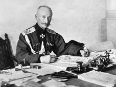 Алексей Алексеевич Брусилов (1853 – 1926 гг.), военный деятель. В ходе Первой мировой войны командовал Юго-Западным фронтом, войска которого осуществили прорыв австро-германского фронта летом 1916 (&quot;Брусиловский прорыв&quot;)