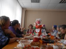 14 февраля 2018 г. Великий Новгород. Мероприятие "Масленица, приходи в гости к нам!". Фото предоставлено отделом-центром по работе с населением по месту жительства "Псковский"